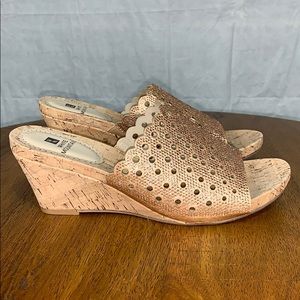 White Mountain Atlie Slip On Platform Wedge Sandal